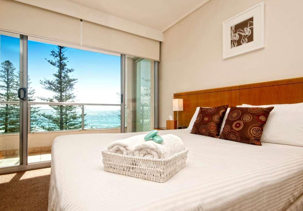 Mantra The Observatory Port Macquarie Room photo