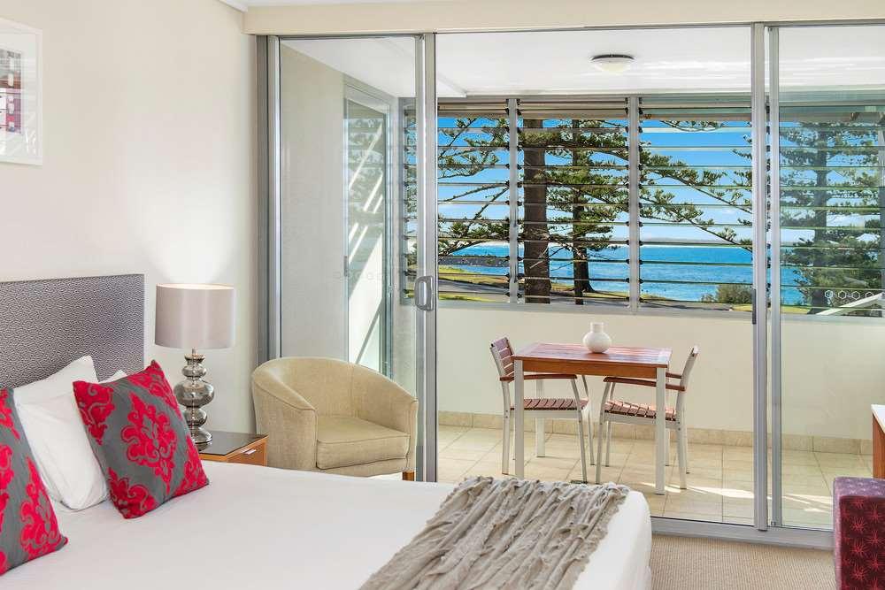Mantra The Observatory Port Macquarie Room photo